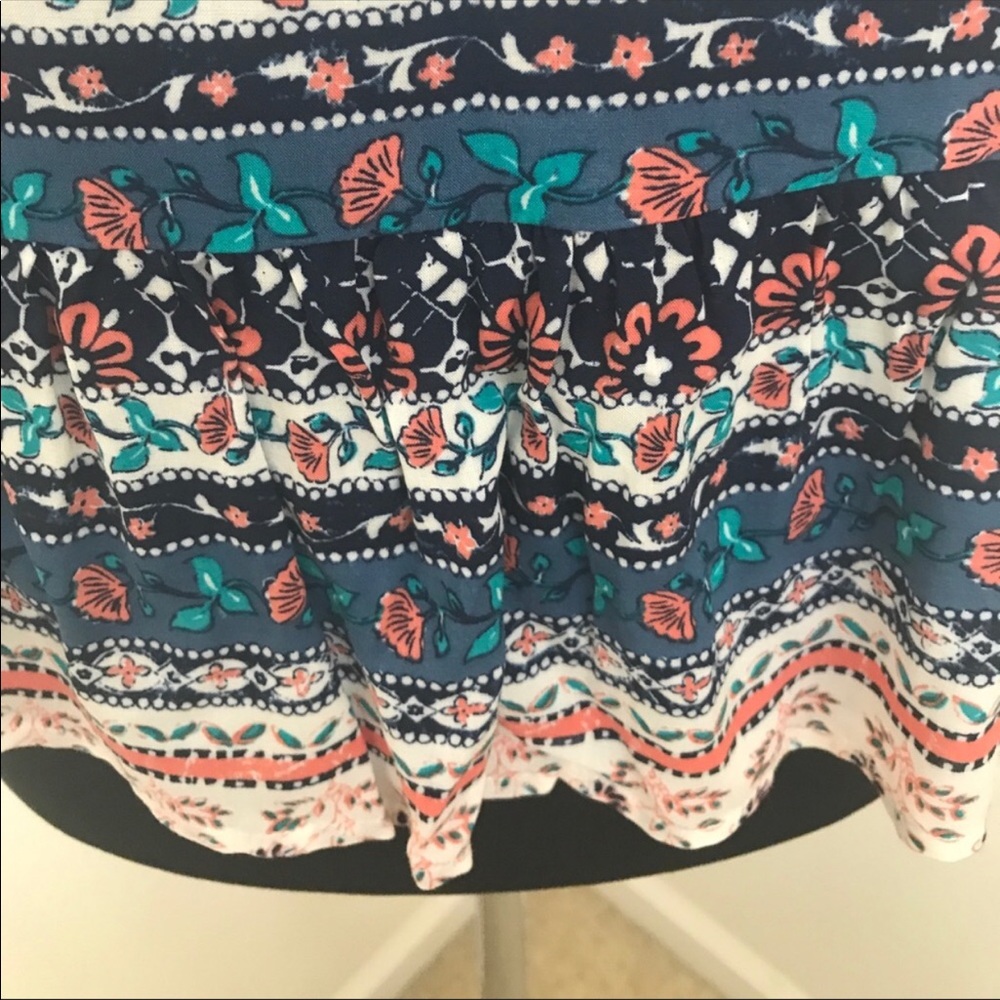 Hi-Low Boho Too - Picture 3 of 3